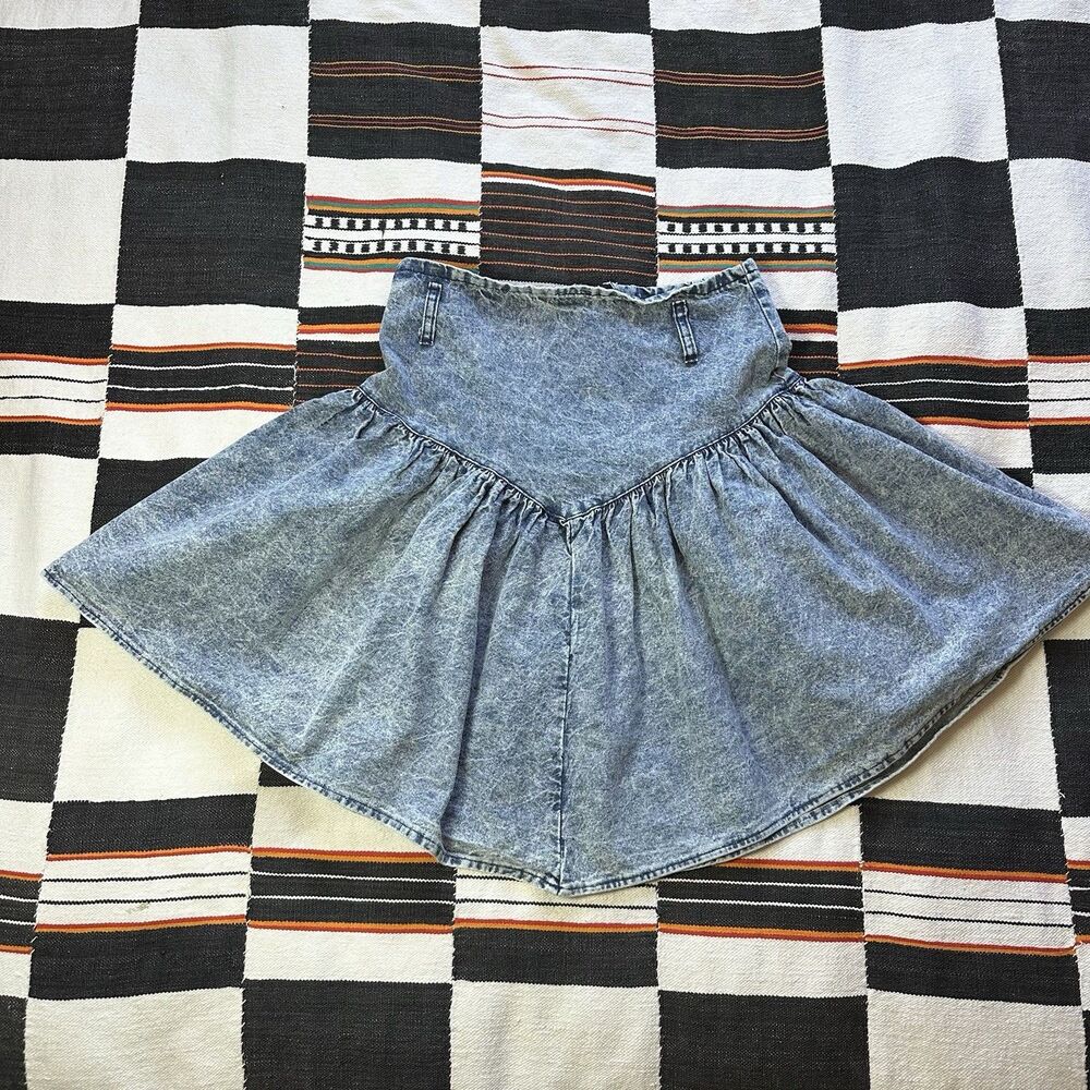 Vintage 80’s Kayo Of California Acid Washed Mini Skirt. Cotton. USA. Size 11.